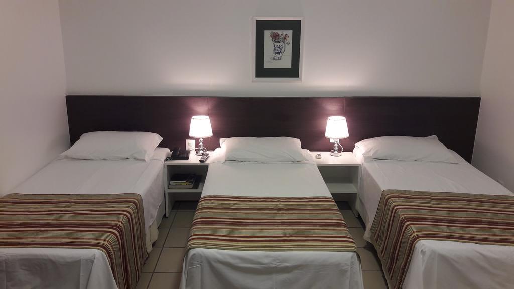 Hz Hotel Patos de Minas Extérieur photo